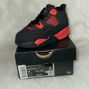 Jordan Retro 4’s